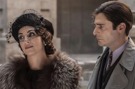 Serena Iansiti è Livia ne Il Commissario Ricciardi