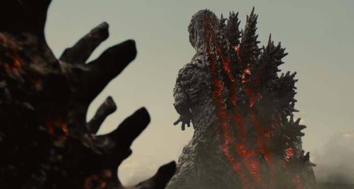 Godzilla di spalle in una scena di Shin Godzilla