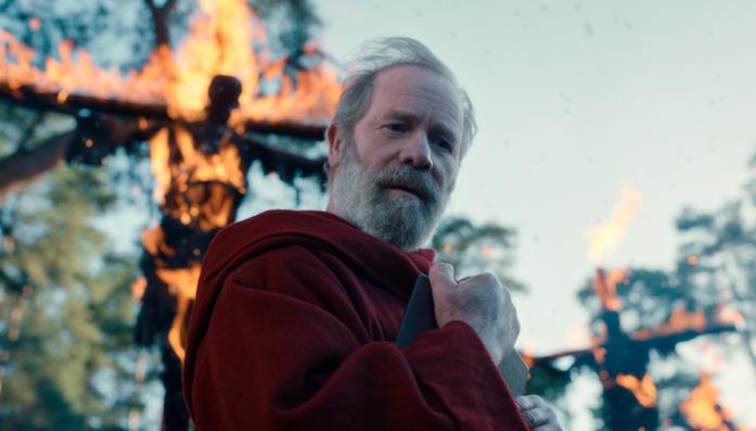 Cursed - Padre Camden Peter Mullan