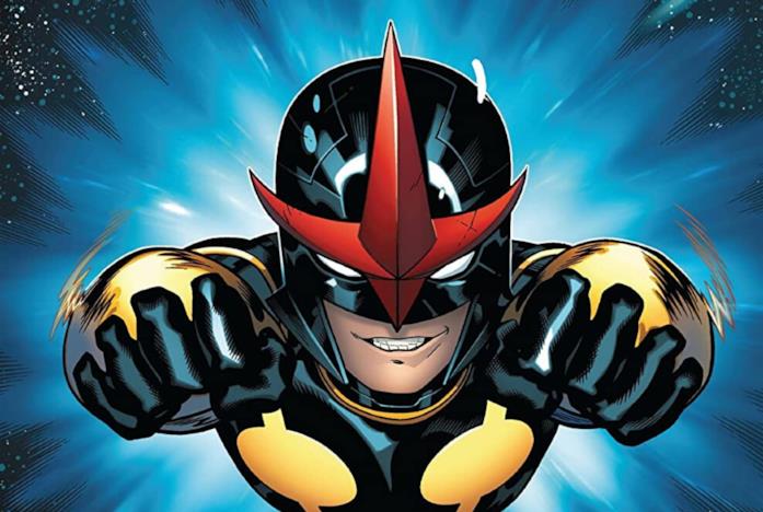 Nova nella sua versione a fumetti mentre vola