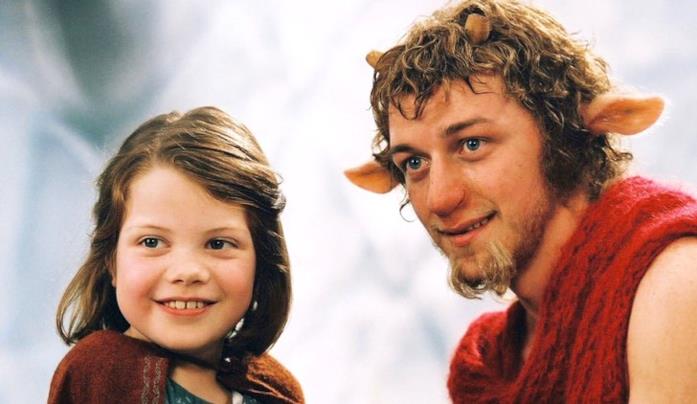 Lucy Pevensie ed il signor Tumnus nel primo capitolo della saga cinematografica