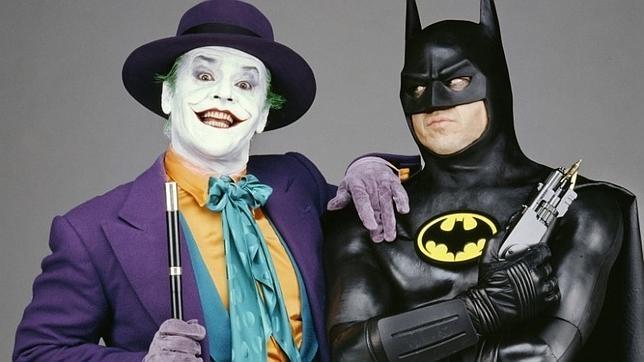 Batman e il Joker nel 1989 Mezzibusti di Jack Nicholson e Michael Keaton in costume da Joker e Batman