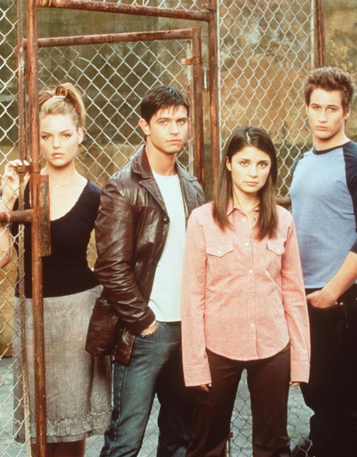 Quattro dei protagonisti di Roswell, il teen drama dedicato al mondo degli alieni Katherine Heigl, Jason Behr, Brendan Fehr e Shiri Appleby: quattro dei protagonisti di Roswell