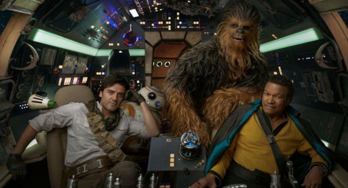 Star Wars: L'Ascesa di Skywalker, la recensione del film Un'immagine di D-O, Poe Dameron, Lando Calrissian, Chewbacca e BB-8