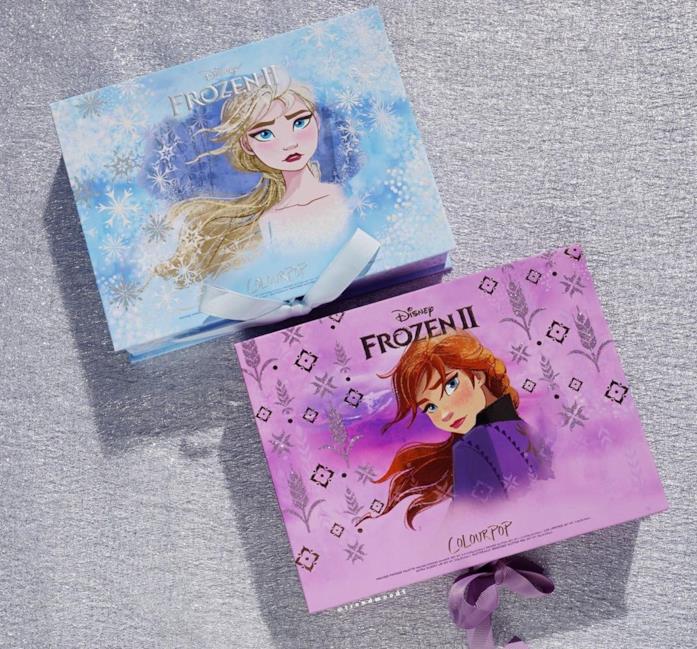 I due set dedicati a Elsa e Anna I due set dedicati a Elsa e Anna