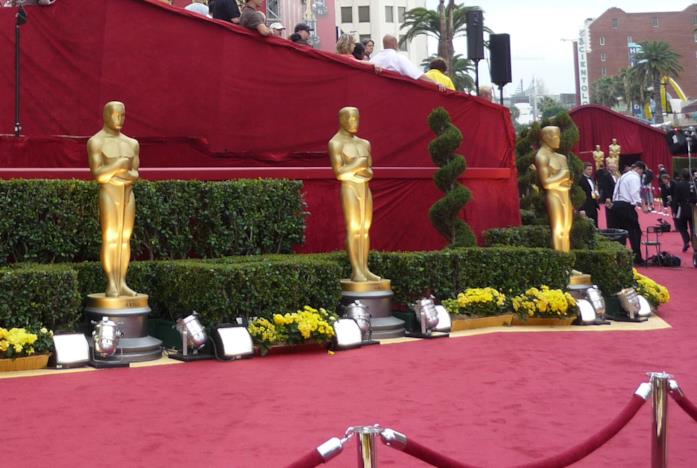 Le statue degli Oscar sul Red Carpet