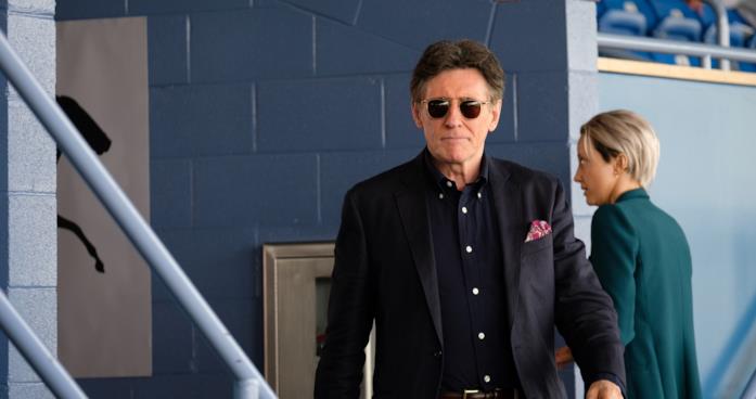 ZeroZeroZero, tutto quello che sappiamo sulla nuova serie Sky tratta dal libro di Roberto Saviano Gabriel Byrne e Andrea Riseborough in una scena della serie ZeroZeroZero