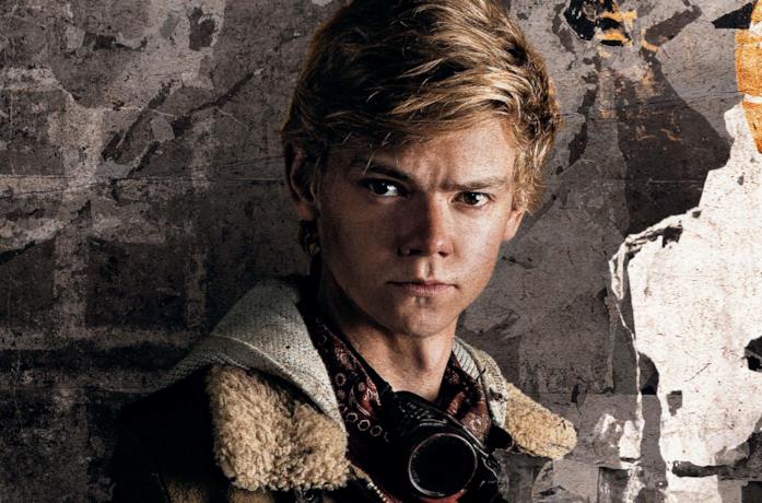 Thomas Brodie-Sangster in un poster promozionale del film
