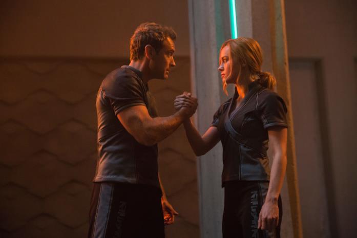 Brie Larson e Jude Law Brie Larson e Jude Law in Captain Marvel