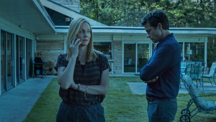 Jason Bateman e Laura Linney in una scena di Ozark 3 I personaggi di Marty e Wendy in una scena di Ozark 3