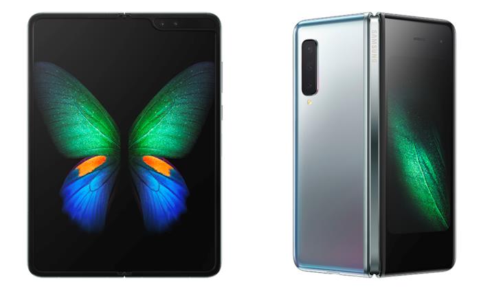Il Samsung Galaxy Fold sul mercato a settembre 2019 Immagine stampa del Samsung Galaxy Fold (fronte e retro)