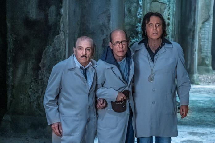 Una scena dal film Sono solo fantasmi Una scena dal film Sono solo fantasmi di Christian De Sica