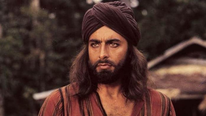 Can Yaman nuovo Sandokan: il commento di Kabir Bedi Kabir Bedi in Sandokan