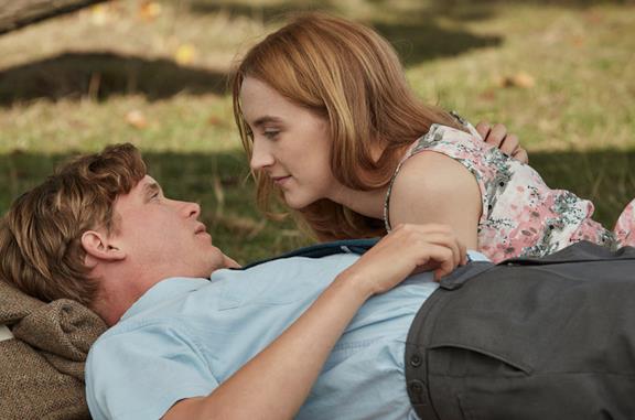 Billy Howle e Saoirse Ronan