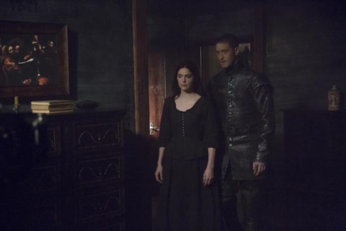 Mary Sibley e la Sentinella sono interpretati da Janet Montgomery e Samuel Roukin Mary Sibley si confronta con la terribile Sentinella
