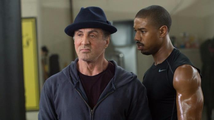 Sylvester Stallone in Creed Sylvester Stallone e Michael B. Jordan in Creed