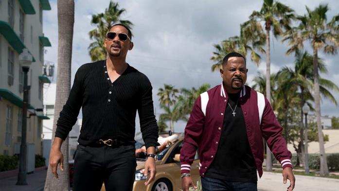 Un'immagine di Will Smith e Martin Lawrence nei panni di Mike Lowrey e Marcus Burnett