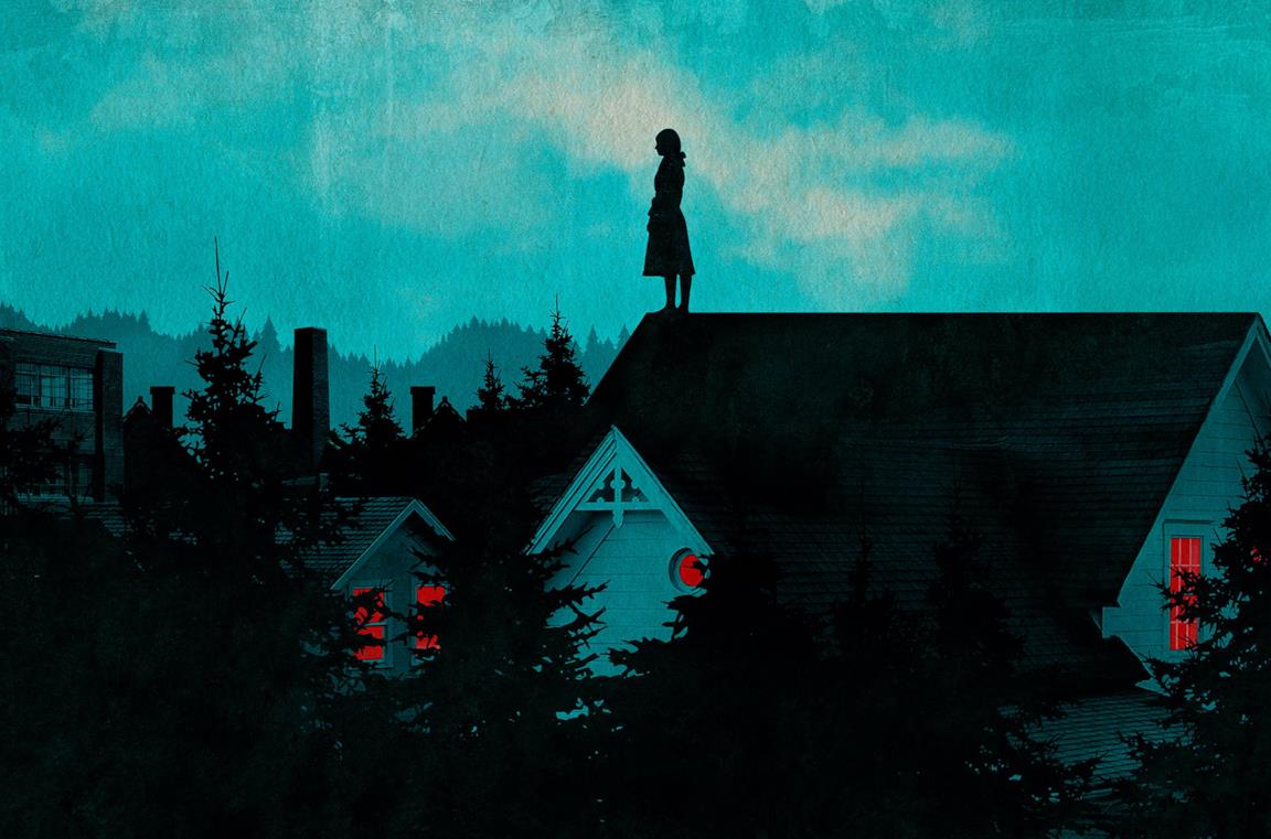 Una misteriosa figura si trova sopra il tetto di una casa di Castle Rock