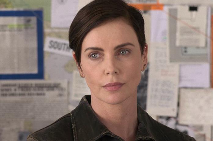 Charlie Theron nell'ultima scena del film
