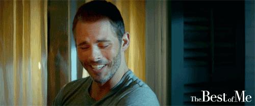 Best of me - Il meglio di me Una scena di Best of me con Amanda e Dawson adulti a tavola