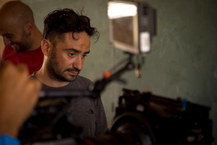 Il Signore degli Anelli, la serie: tutto quello che sappiamo J.A. Bayona sul set del film Jurassic World - Il regno distrutto