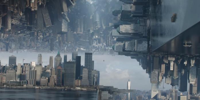 Gli incantesimi del film Doctor Strange modificano la realtà Una delle magie del film Doctor Strange