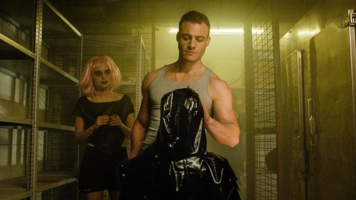 Kerem Bursin in Immortals Kerem Bursin in una scena della serie Immortals