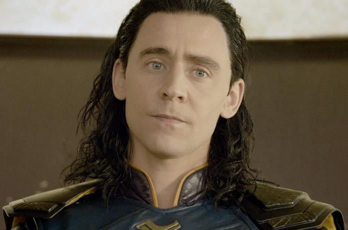 Tom Hiddleston nei panni di Loki