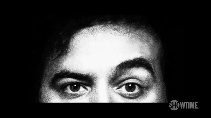 Una scena estratta da Belushi Gli occhi del comico John Belushi