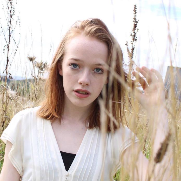 Amybeth McNulty sarà Vickie in Stranger Things 4 Primo piano di Amybeth McNulty