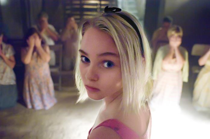 I segni del male: il finale, la sua spiegazione e le possibilità di un sequel Un primo piano di AnnaSophia Robb in una scena del film I segni del male