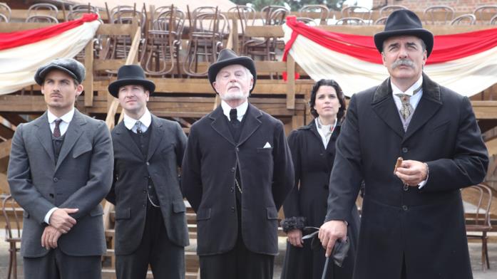 Alcuni membri del cast di Titanic - Nascita di una Leggenda Alcuni dei protagonisti di Titanic - Nascita di una Leggenda
