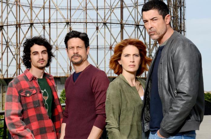 Una parte del cast di Io ti cercherò