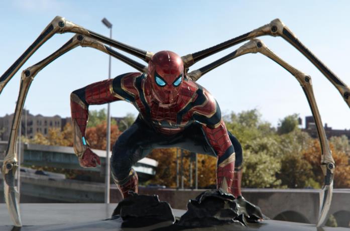 Spider-Man con l'esoscheletro
