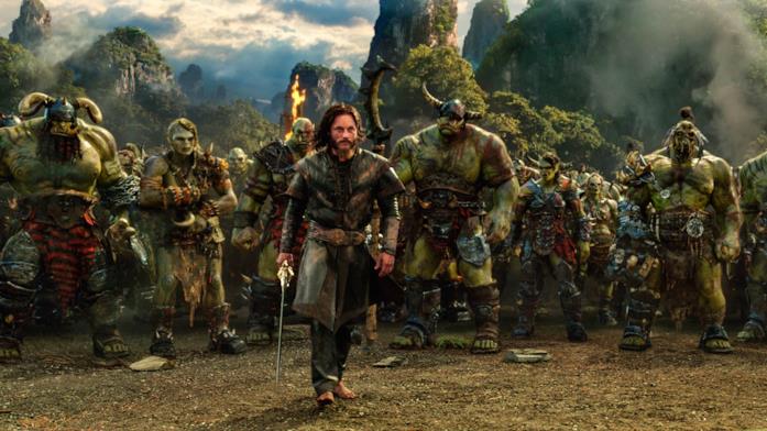 Anduin Lothar in una scena di Warcraft: L'inizio