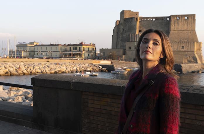 Serena Rossi in una scena di Mina Settembre