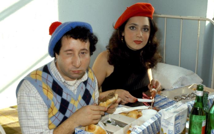 Alvaro Vitali, volto noto del cinema anni '80 Alvaro Vitali sul set di Pierino colpisce ancora