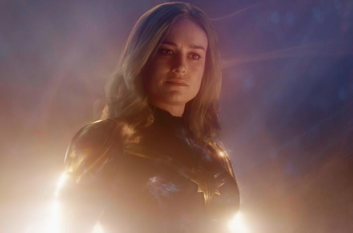 Brie Larson nelle vesti di Captain Marvel Primo piano di Brie Larson