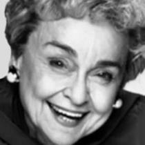 Lucina Paquet