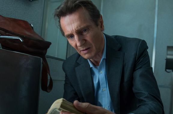 Liam Neeson trova una mazzetta