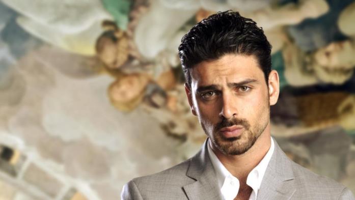 Michele Morrone: tutto quello che c'è da sapere su di lui Michele Morrone interpreta Claudio Cavalleri nella serie Il processo