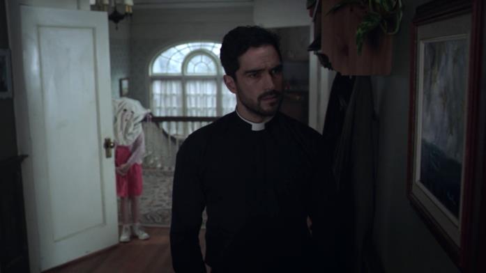 The Exorcist 2x04, scena Padre Tomas, The Exorcist 2