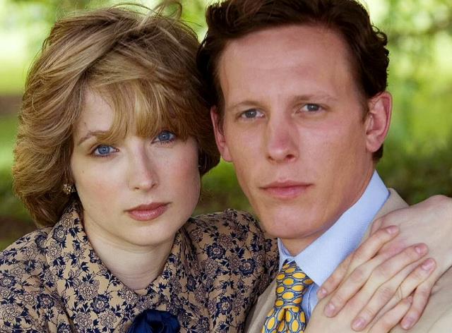 Laurence Fox e Michelle Duncan in Whatever Love Means Laurence Fox e Michelle Duncan, sono Carlo e Diana in Whatever Love Means.jpg