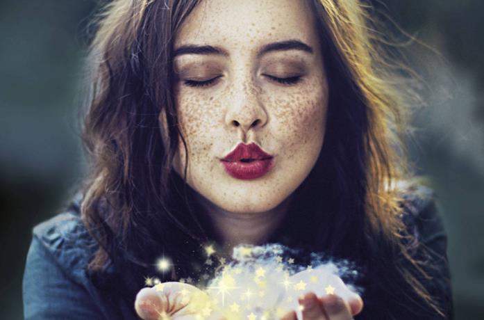 La copertina del libro Guida astrologica per cuori infranti di Silvia Zucca