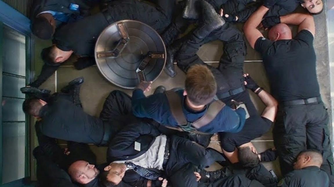 Una delle scene più epiche di Captain America: The Wilder Soldier: la lotta in ascensore