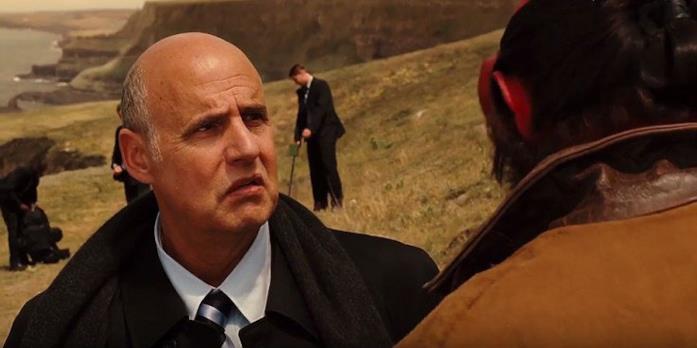 Tom Manning - Jeffrey Tambor Jeffrey Tambor nel film