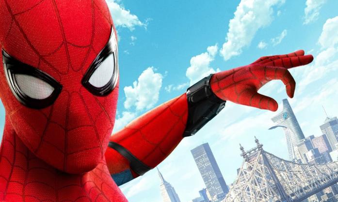 Un primo piano di Spider-Man nel poster ufficiale di Homecoming