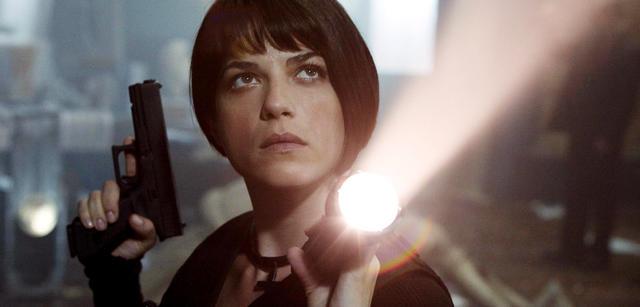 Elizabeth "Liz" Sherman - Selma Blair Selma Blair nel film