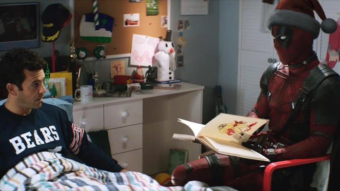 Fred Savage e Deadpool in una scena dal film C'era una volta Deadpool