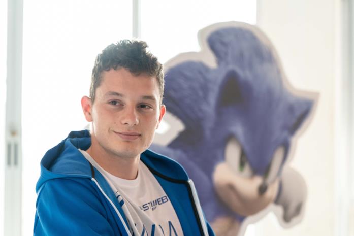 Filippo Tortu e il celebre Sonic Il campione italiano Tortu sfida Sonic